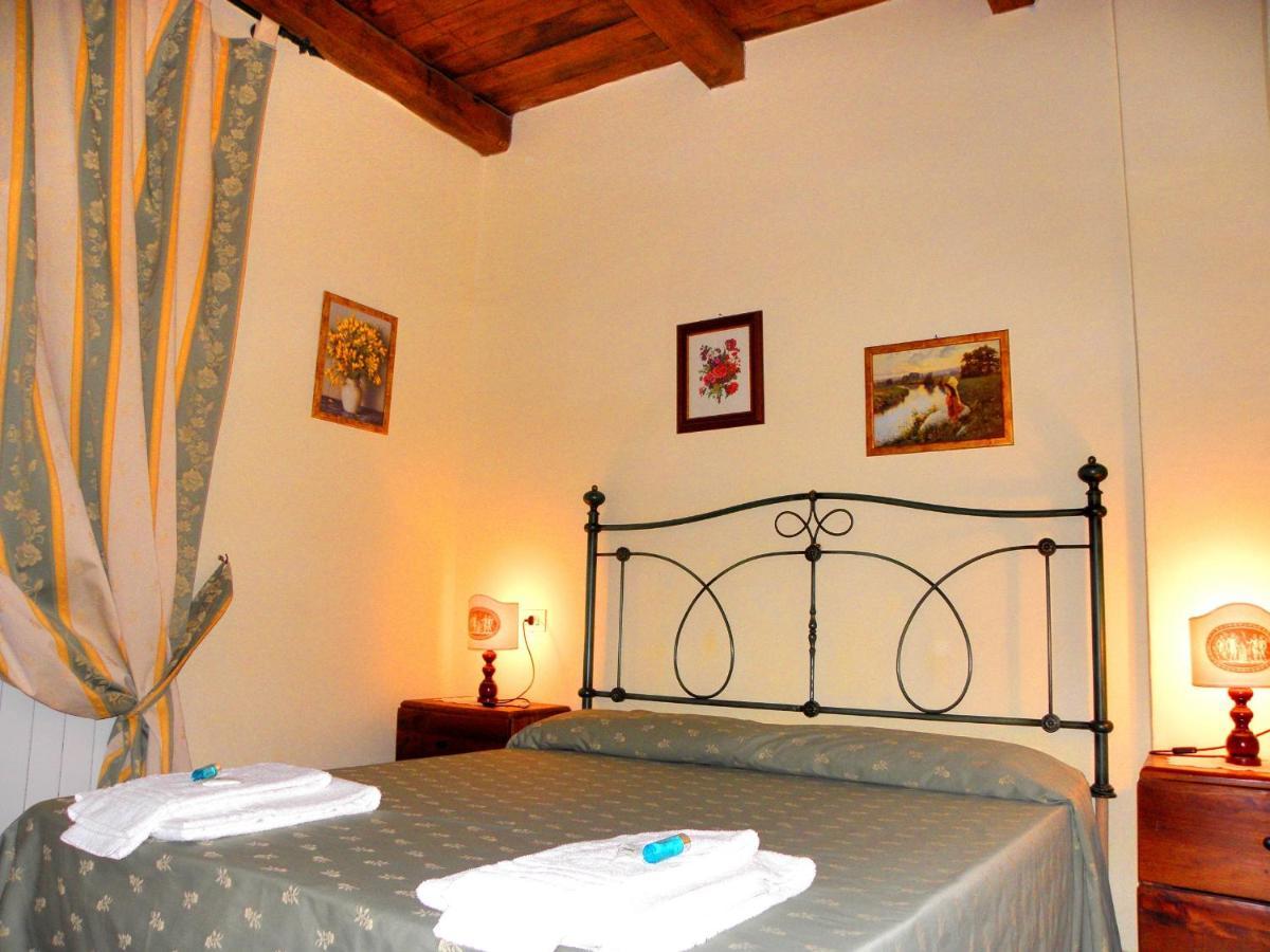 Aurora Villa Губио Екстериор снимка