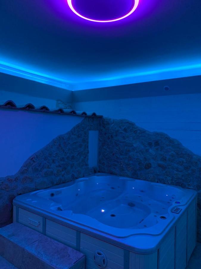 Aurora Villa Губио Екстериор снимка
