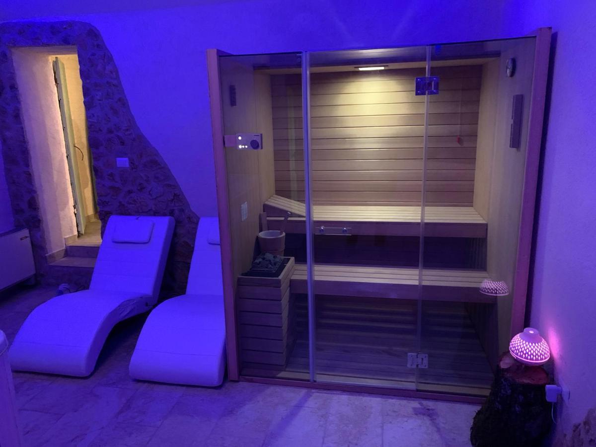 Aurora Villa Губио Екстериор снимка
