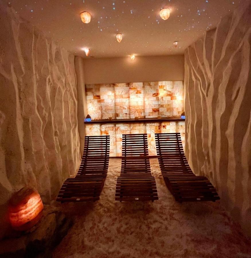 Aurora Villa Губио Екстериор снимка