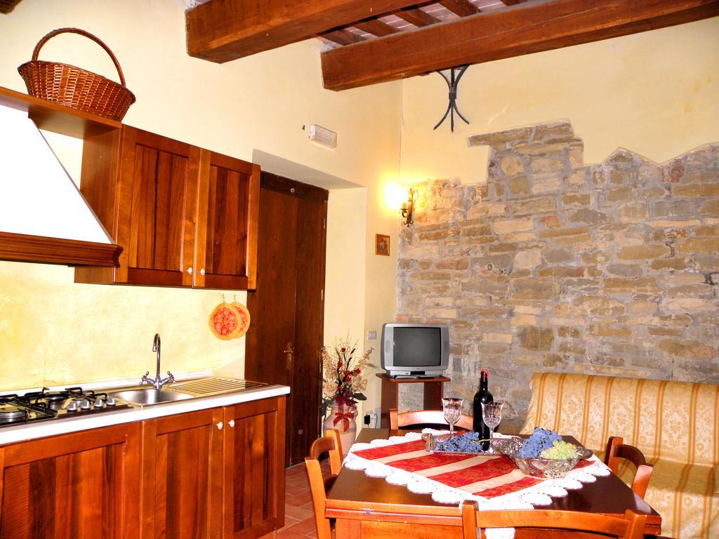 Aurora Villa Губио Екстериор снимка
