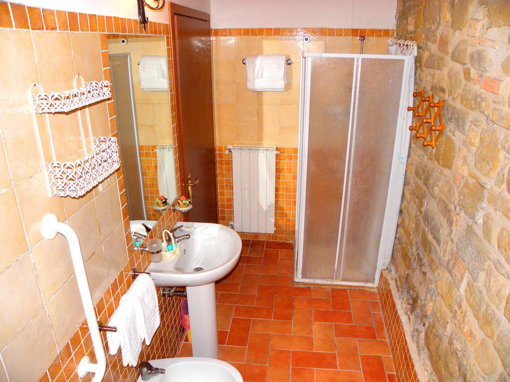 Aurora Villa Губио Екстериор снимка