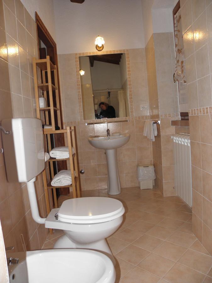 Aurora Villa Губио Екстериор снимка
